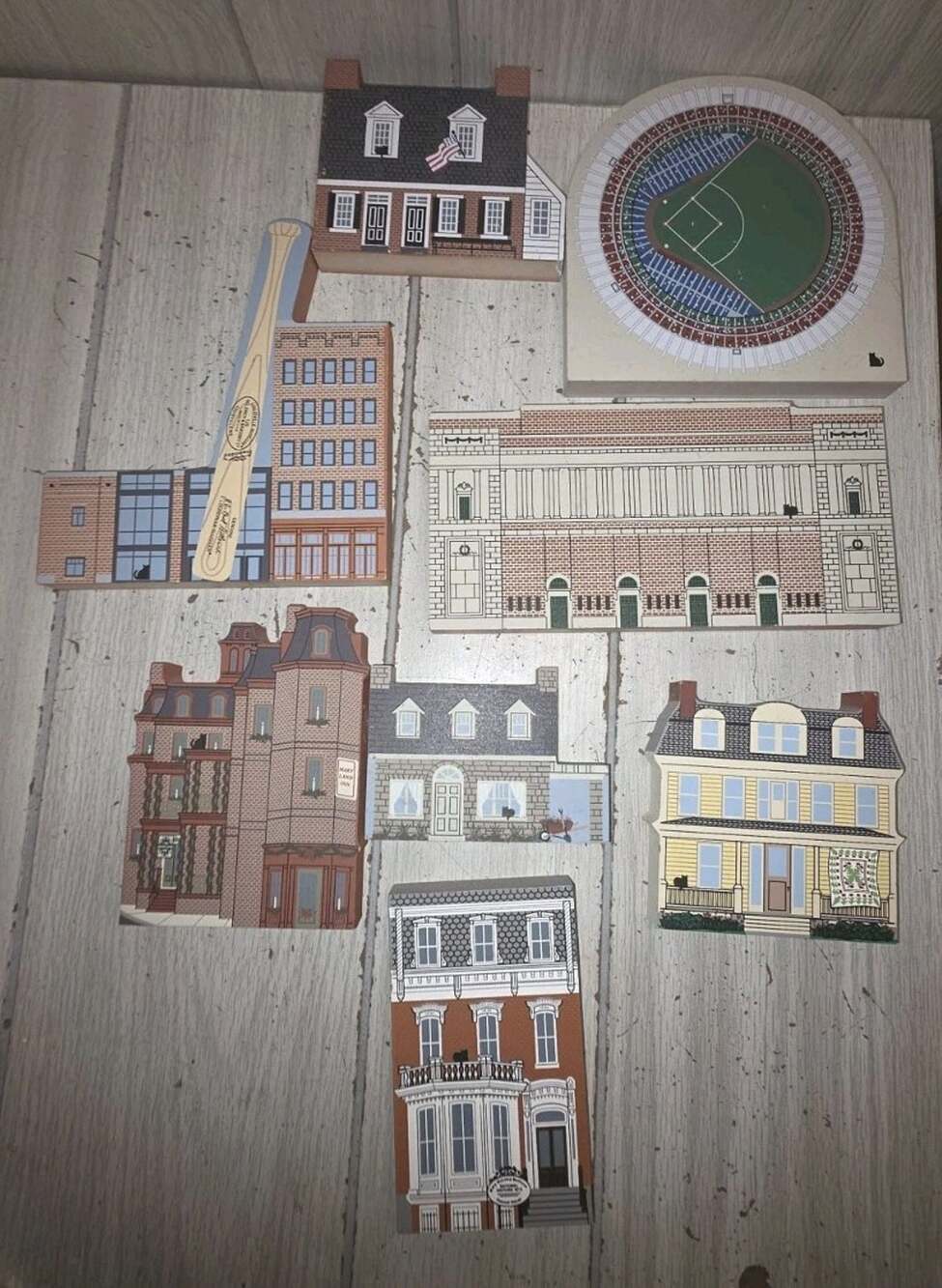 Vintage Lot Of 8 Cats Meow Miniature Decorative Houses Louisville Slugger Museum